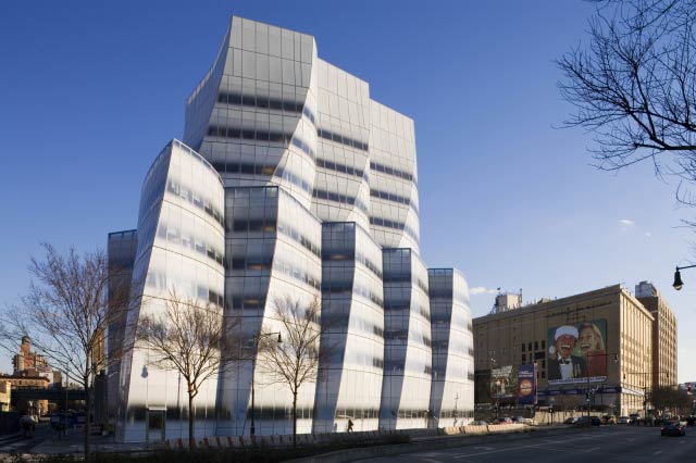 Фрэнк Гери (Frank Gehry): IAC/InterActiveCorp Headquarters, in the Chelsea neighborhood of Manhattan, New York City, USA, 2007